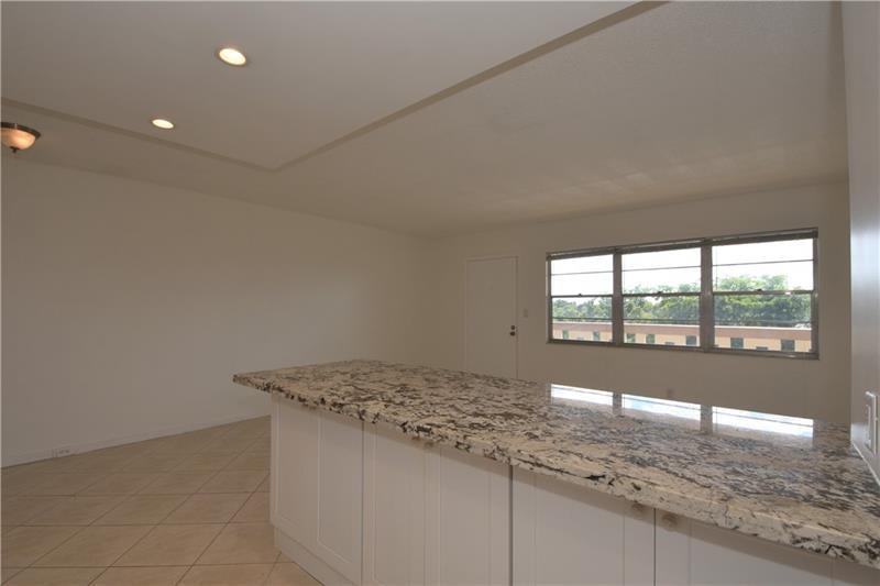 Image 6 of 28 For 2801 Victoria Way  J4