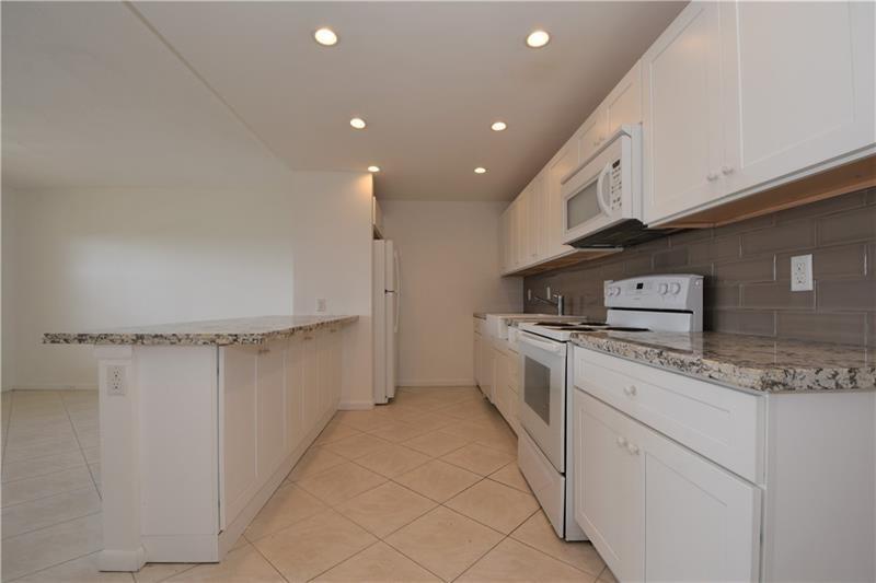 Image 7 of 28 For 2801 Victoria Way  J4