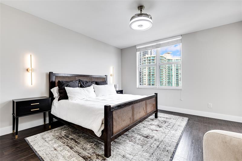 Image 11 of 88 For 511 5th Ave  2104