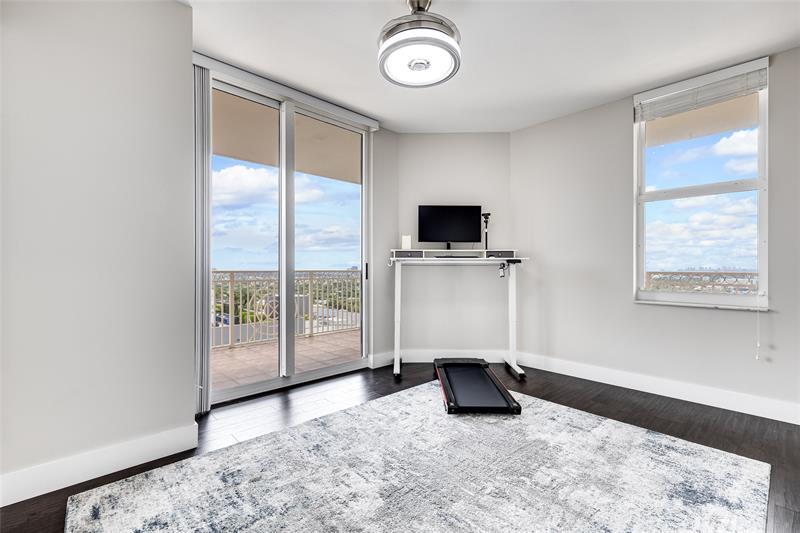 Image 19 of 88 For 511 5th Ave  2104