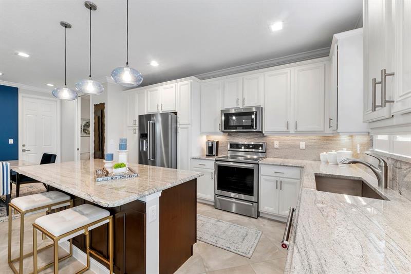 Image 10 of 37 For 3119 Waterside Cir  3119