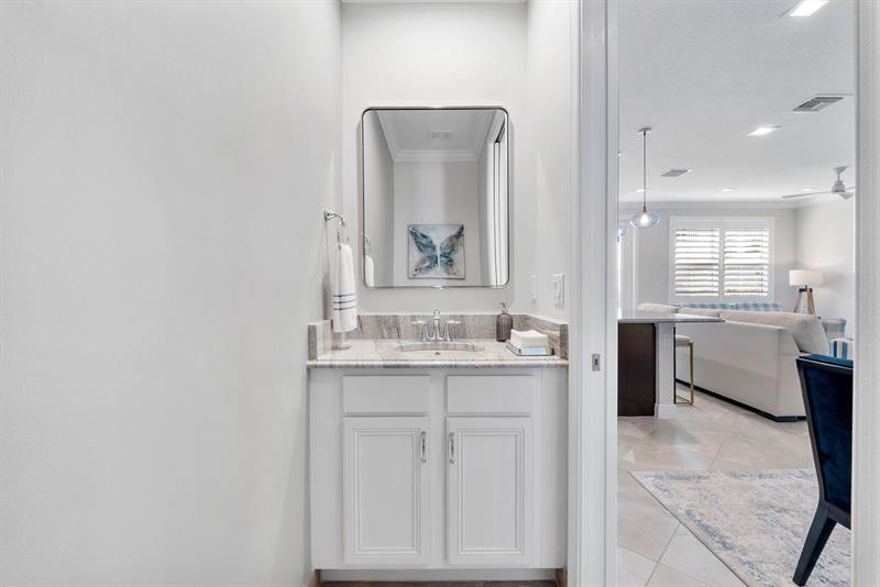 Image 15 of 37 For 3119 Waterside Cir  3119