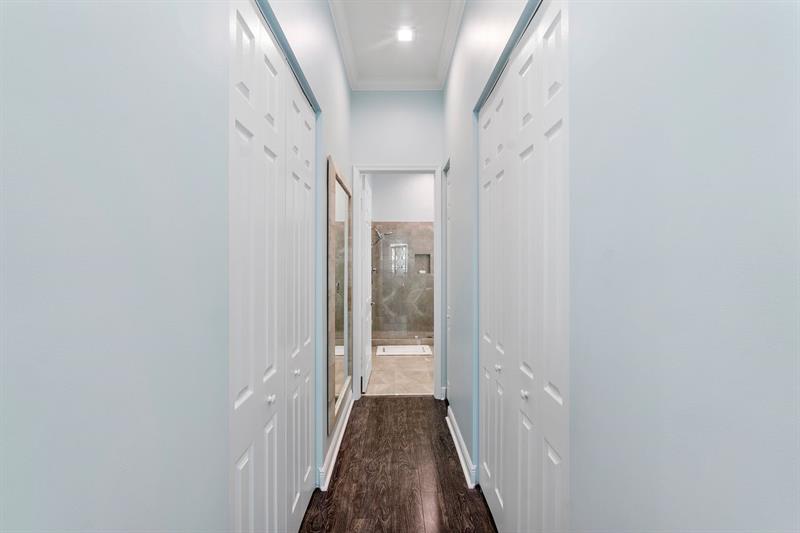 Image 20 of 37 For 3119 Waterside Cir  3119