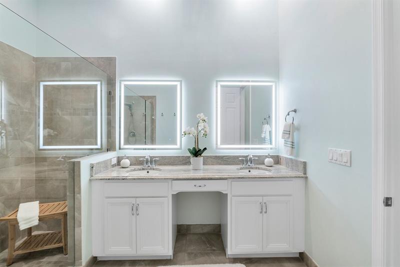 Image 22 of 37 For 3119 Waterside Cir  3119