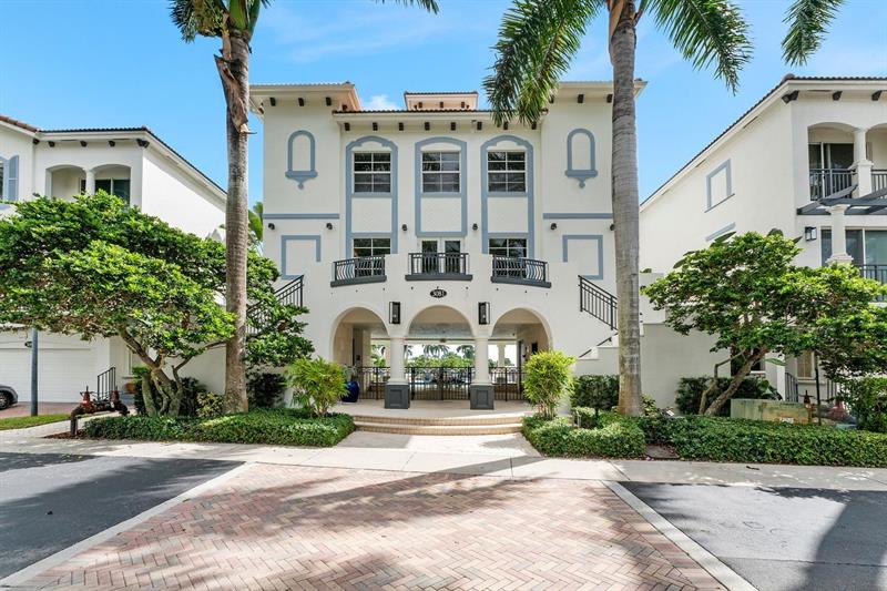 Image 35 of 37 For 3119 Waterside Cir  3119