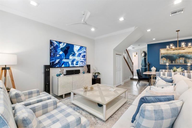 Image 9 of 37 For 3119 Waterside Cir  3119