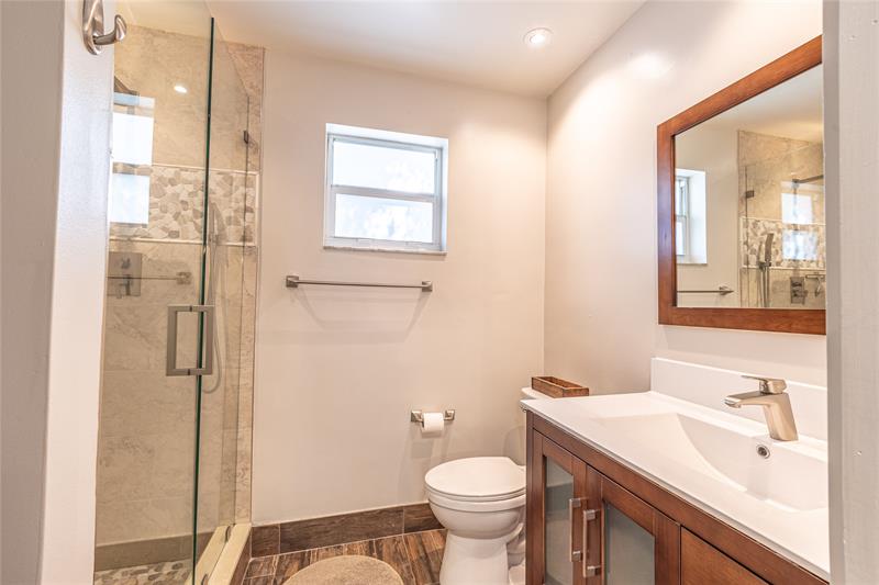 Image 9 of 22 For 9871 2nd Court