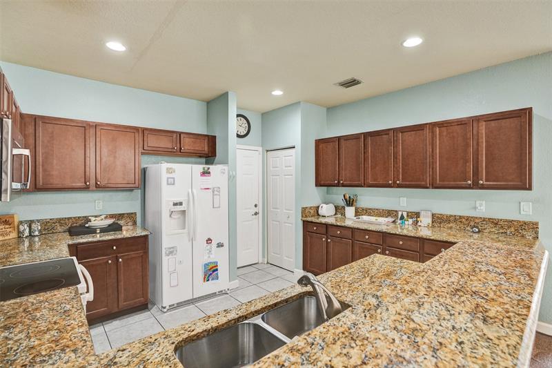Image 8 of 35 For 9120 227th Ln