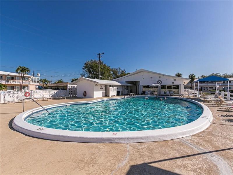 Image 36 of 45 For 1000 11th Ave  #2e