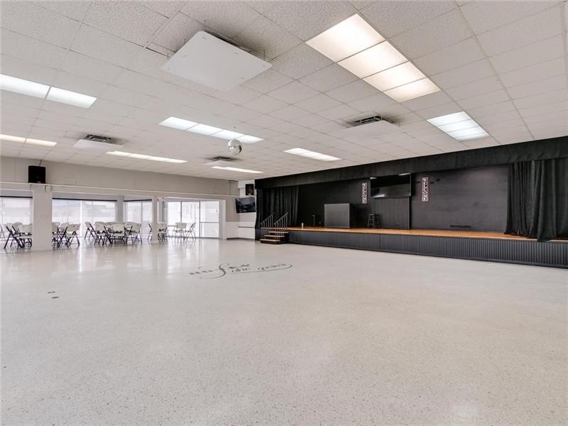 Image 38 of 45 For 1000 11th Ave  #2e