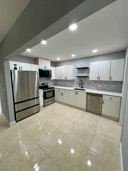 Image 2 of 10 For 3231 72nd Way