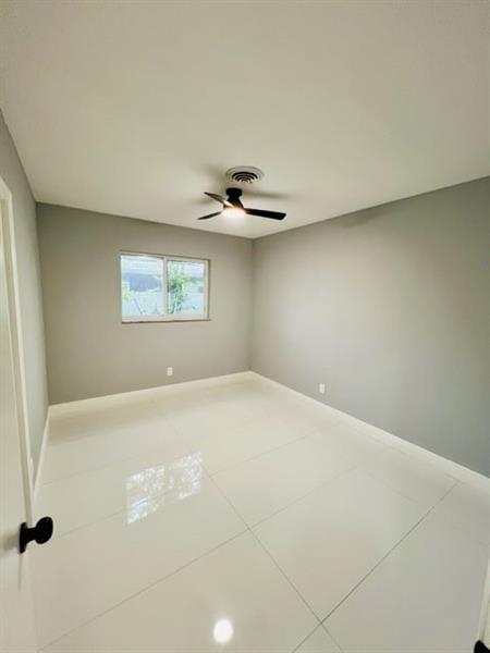 Image 9 of 10 For 3231 72nd Way