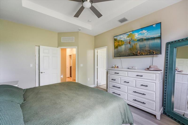 Image 17 of 31 For 5436 27th St  5436