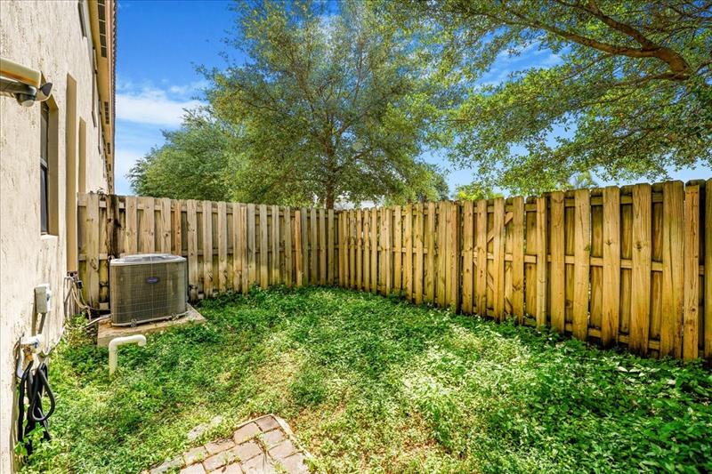 Image 27 of 31 For 5436 27th St  5436