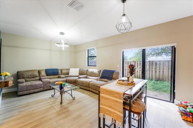 Image 9 of 31 For 5436 27th St  5436
