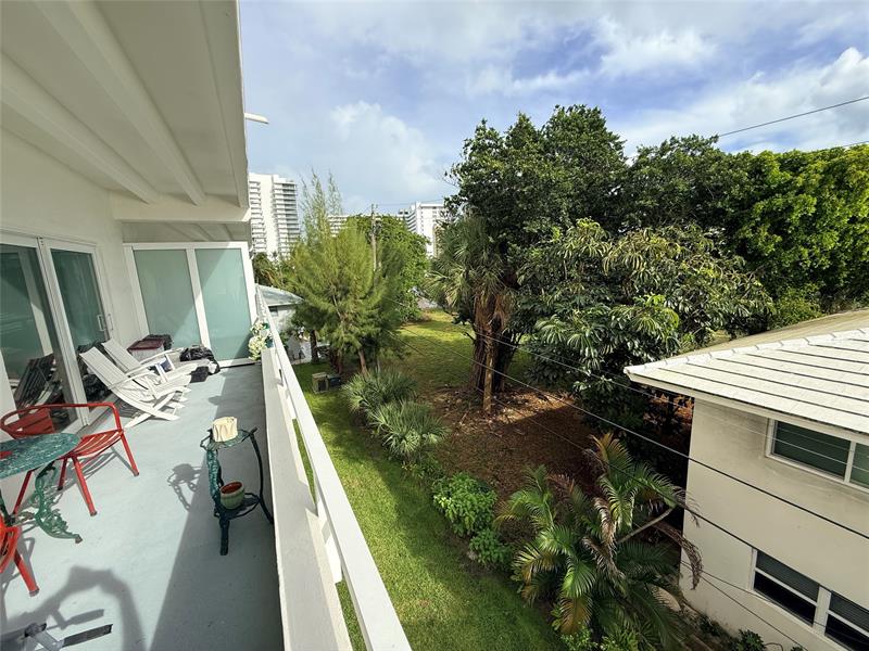 Image 13 of 18 For 3212 12th St  303