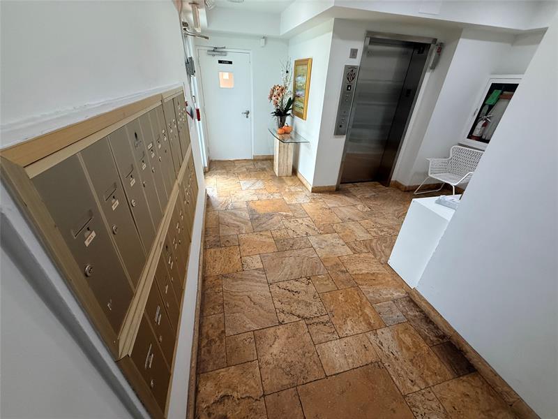 Image 16 of 18 For 3212 12th St  303