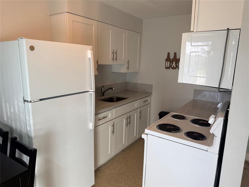 Image 4 of 8 For 2431 18th St  2