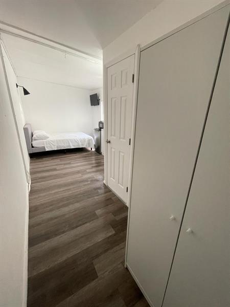 Image 6 of 9 For 6602 19th Ct # B