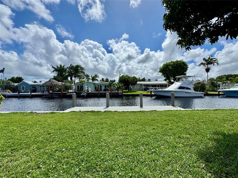 Image 25 of 30 For 1008 Mango Isle