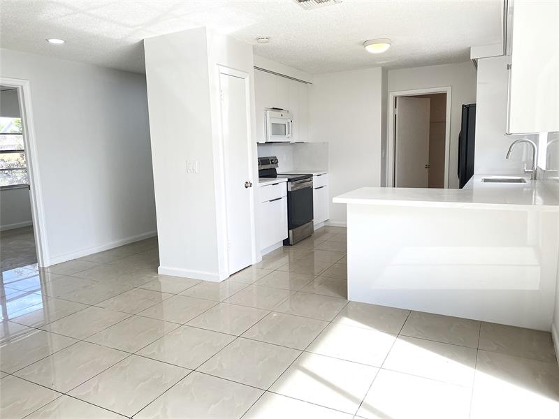 Image 15 of 38 For 225 Wrena Drive