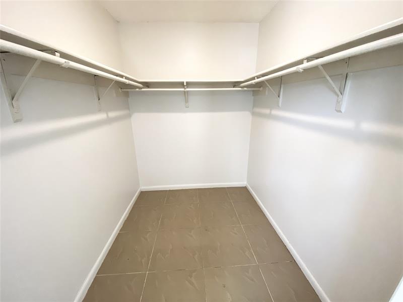 Image 31 of 38 For 225 Wrena Drive