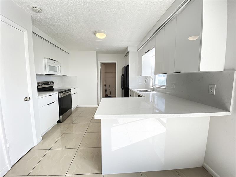 Image 8 of 38 For 225 Wrena Drive