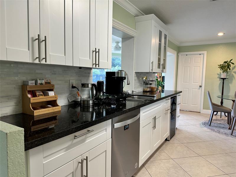 Image 13 of 19 For 9208 80th St