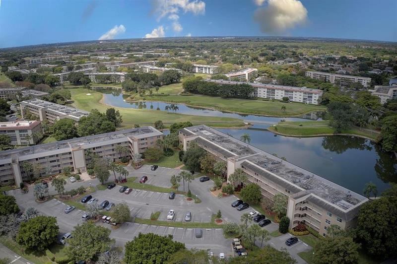 Image 18 of 25 For 1601 Abaco Dr  D1