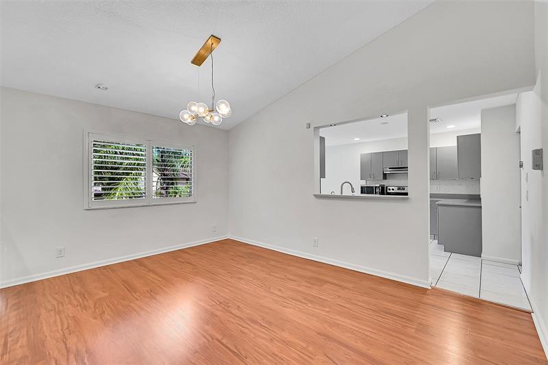 Image 7 of 25 For 1002 105th Way