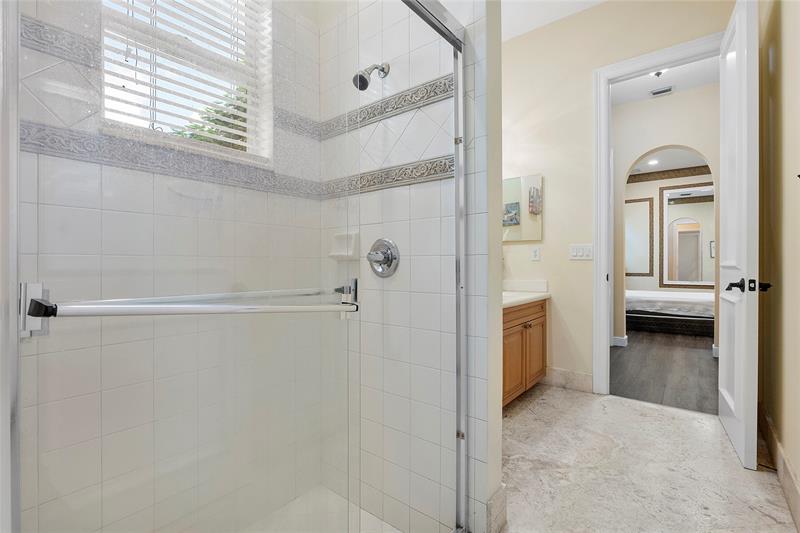 Image 28 of 49 For 10253 66th Dr