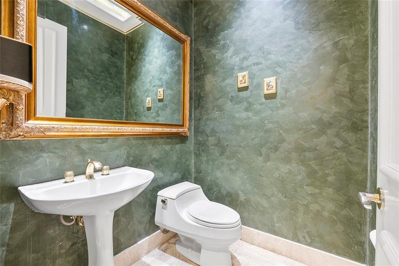 Image 33 of 49 For 10253 66th Dr