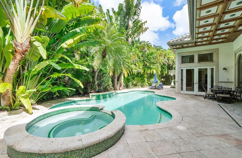 Image 37 of 49 For 10253 66th Dr