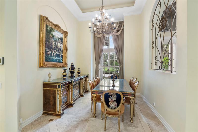 Image 9 of 49 For 10253 66th Dr