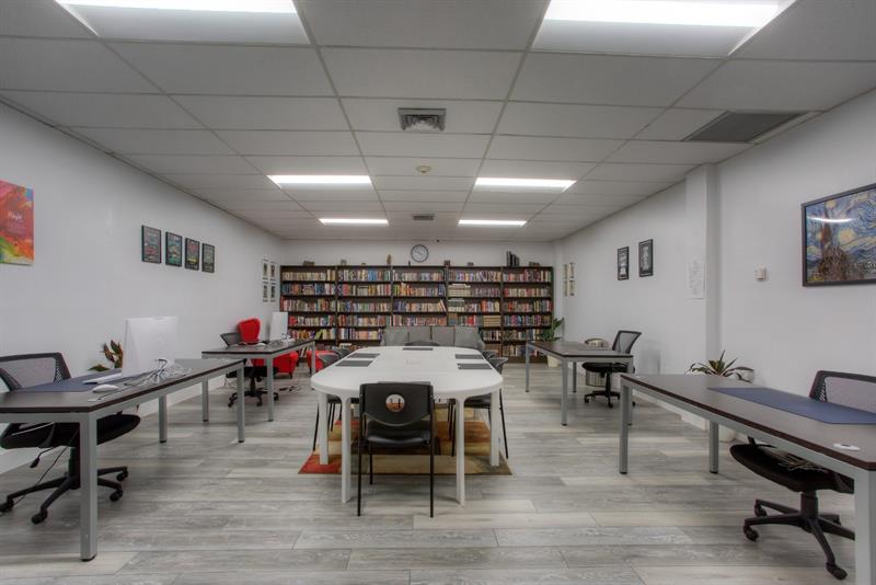 Image 56 of 69 For 16686 Golfview Dr