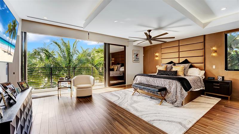 Image 53 of 73 For 609 Poinciana Dr