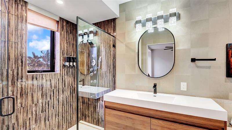 Image 58 of 73 For 609 Poinciana Dr