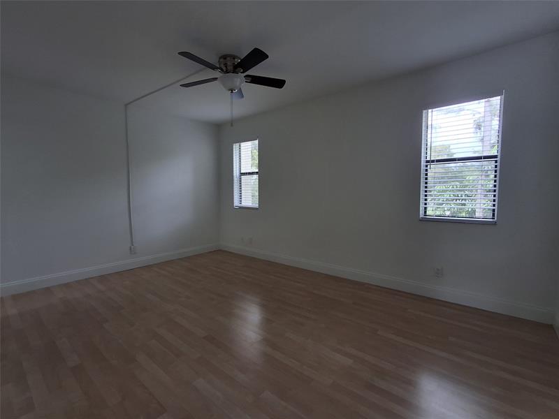 Image 5 of 18 For 8763 Shadow Wood Blvd  202