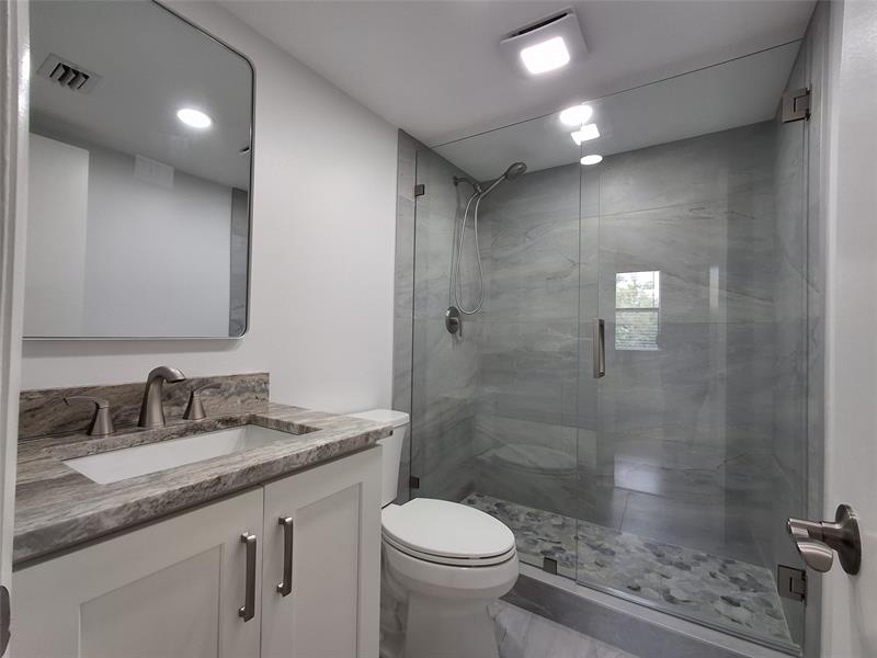 Image 7 of 18 For 8763 Shadow Wood Blvd  202