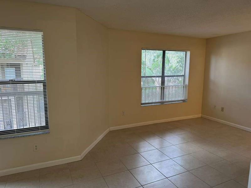 Image 12 of 16 For 4221 Mcnab Road  42