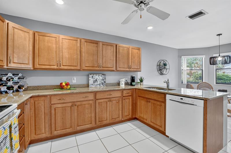 Image 16 of 56 For 3254 Deer Creek Lake Shore Dr  3254