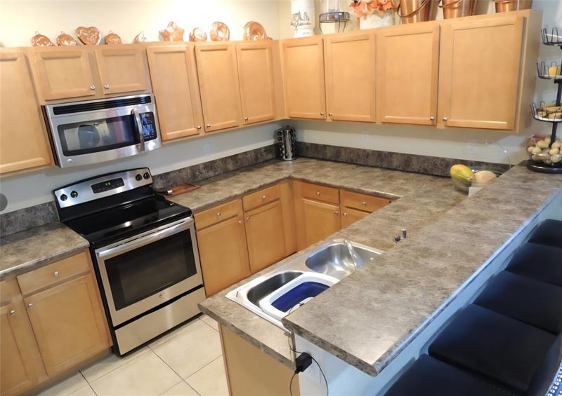 Image 16 of 46 For 8915 35th Ave  8915