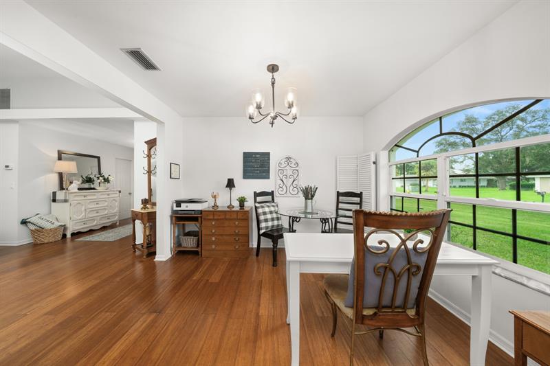 Image 17 of 32 For 609 Limetree Dr