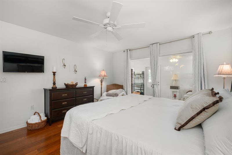 Image 20 of 32 For 609 Limetree Dr