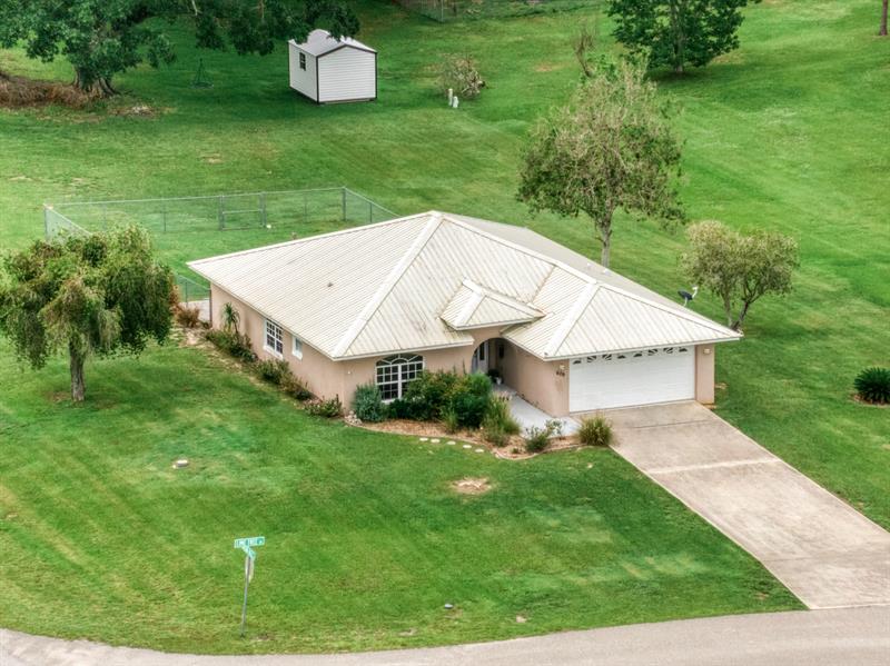 Image 4 of 32 For 609 Limetree Dr