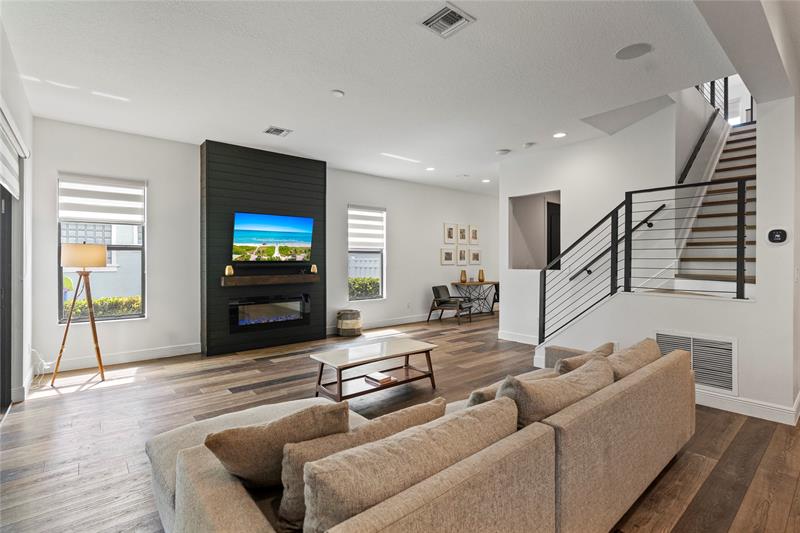 Image 18 of 67 For 3821 87th Way