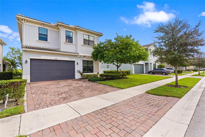 Image 3 of 67 For 3821 87th Way