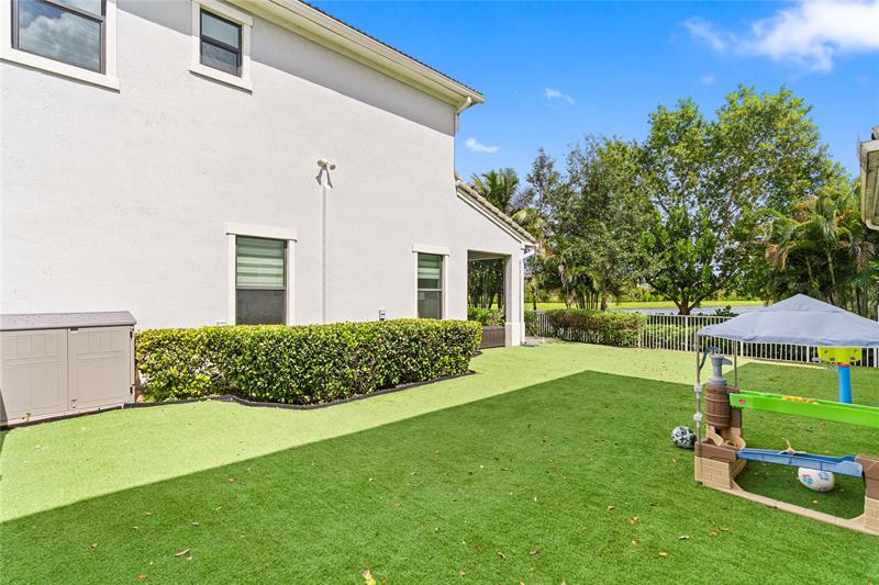 Image 40 of 67 For 3821 87th Way