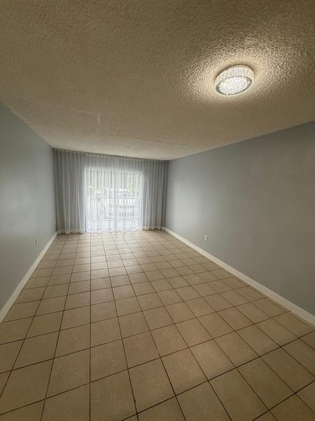 Image 10 of 16 For 16465 22nd Ave  105