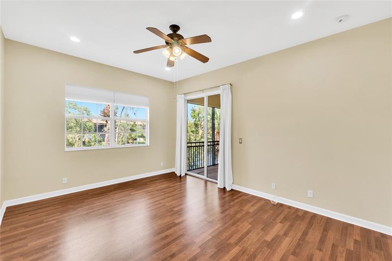 Image 10 of 37 For 8035 127th Ln  3e